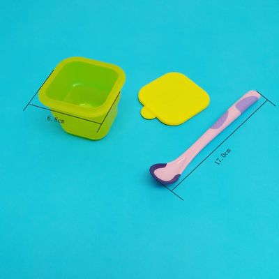 2pcs BPA Free Airtight Plastic Baby Food Storage With Spoon